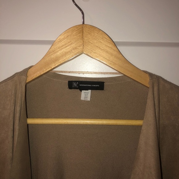 Cardigan - Picture 2 of 5